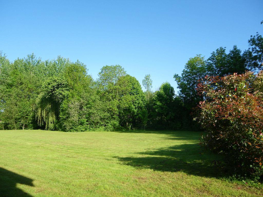 La Petite Varenne Turny Buitenkant foto